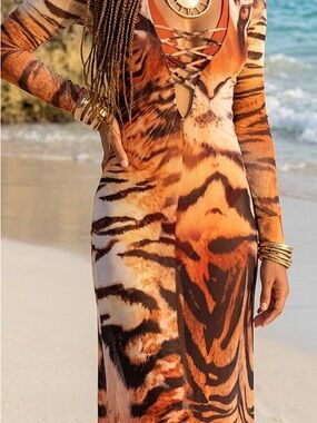 SOLD!  Tiger Print Long Sleeve Maxi Dress in Orange and Black Size Sm Length 50”